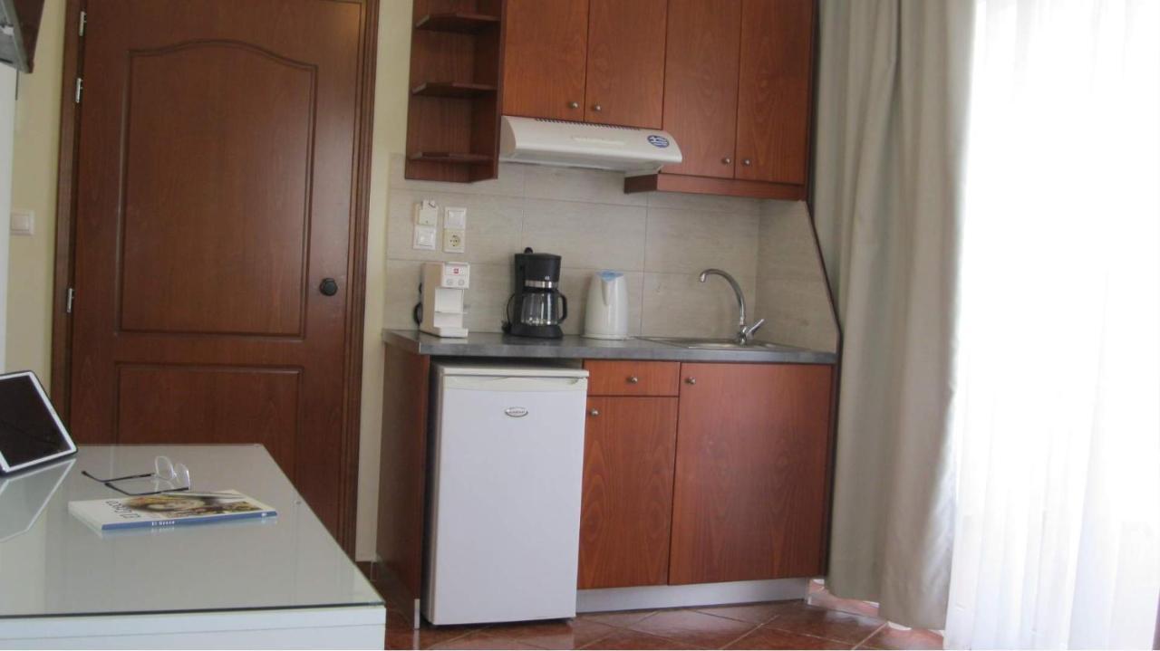 Iolkos Hotel Apartments Kato Daratso Dış mekan fotoğraf
