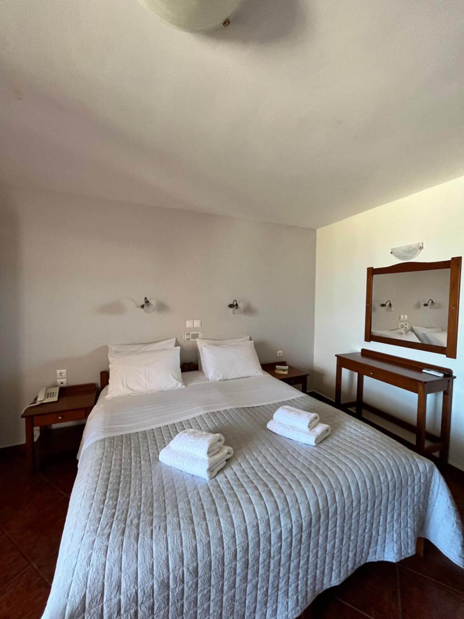 Iolkos Hotel Apartments Kato Daratso Dış mekan fotoğraf
