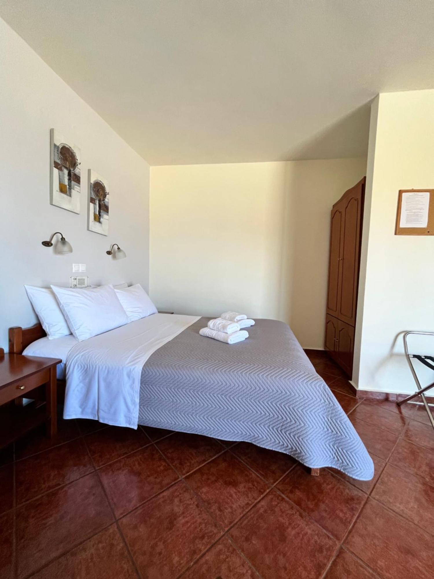 Iolkos Hotel Apartments Kato Daratso Dış mekan fotoğraf