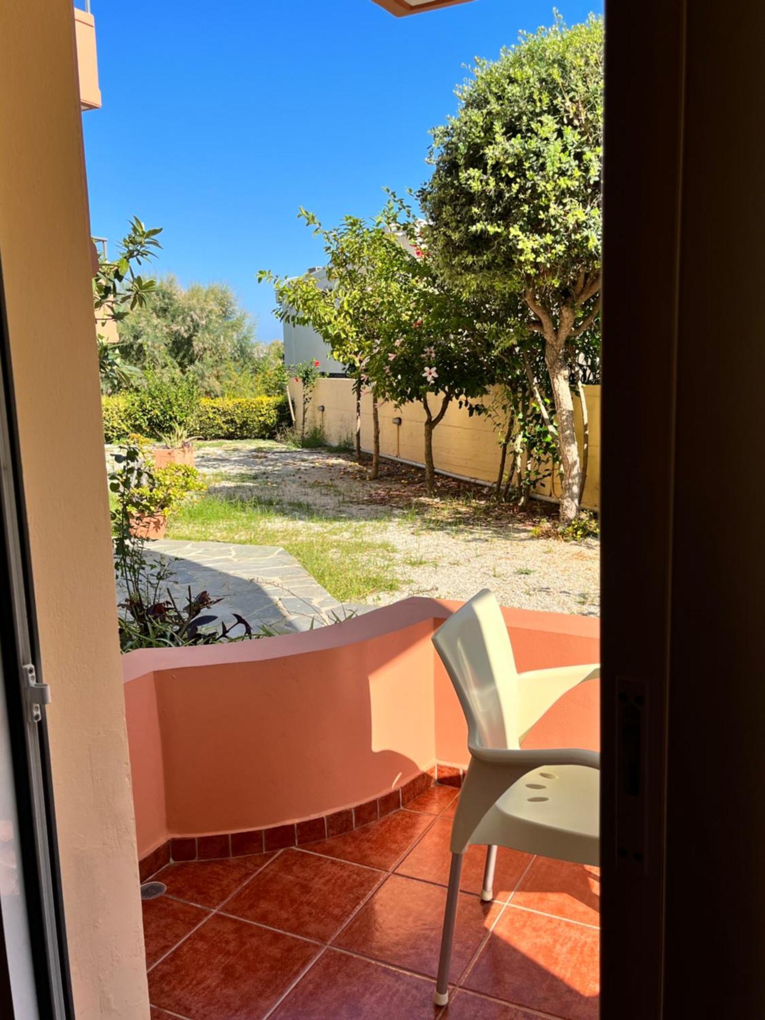 Iolkos Hotel Apartments Kato Daratso Dış mekan fotoğraf