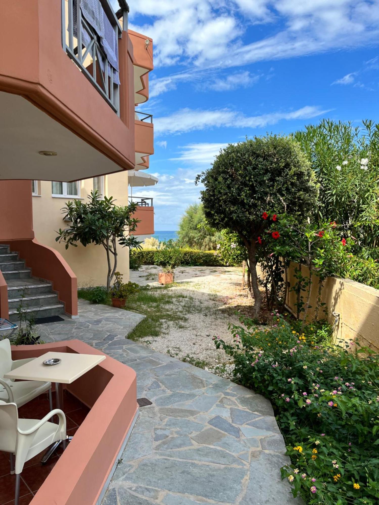 Iolkos Hotel Apartments Kato Daratso Dış mekan fotoğraf