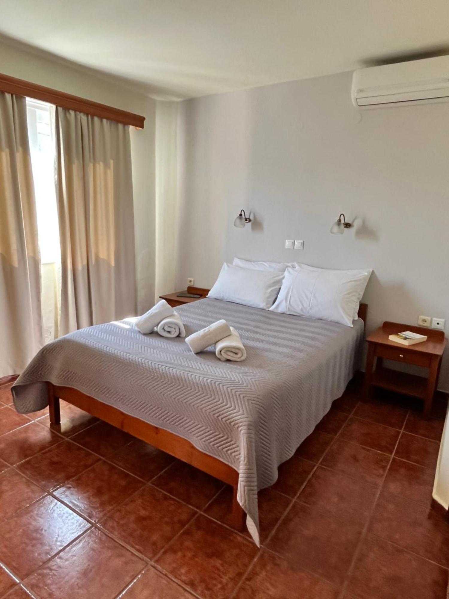 Iolkos Hotel Apartments Kato Daratso Dış mekan fotoğraf